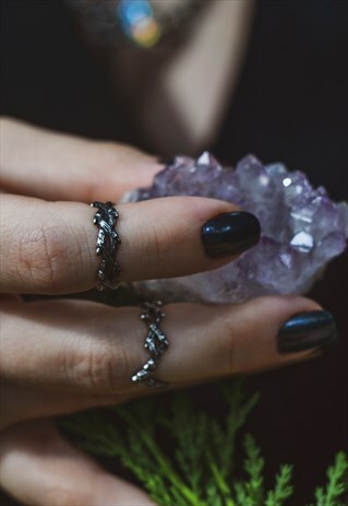 HYSMINAI DOUBLE WRAP GOTHIC THORN STERLING SILVER RING