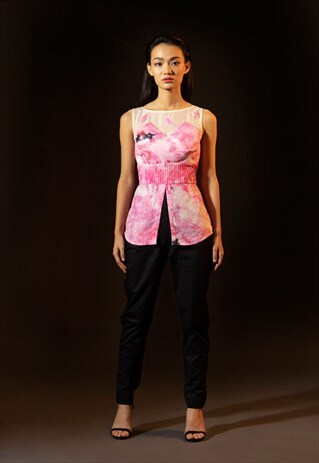 TAPERED HIGH-WAISTED PANTS IN BLACK