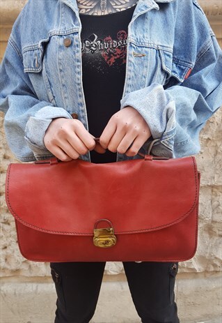 VINTAGE BOHO RARE HANDBAG IN RED LEATHER,