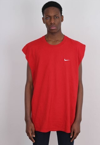 VINTAGE NIKE T SHIRT