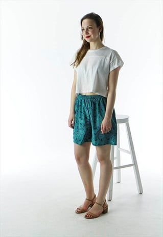 HIGH WAISTED SILKY SHORTS / ABSTRACT PLEATED SHORTS