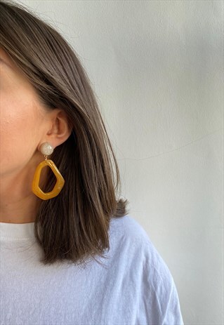 YELLOW RESIN STATEMENT EARRINGS