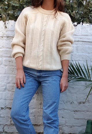 VINTAGE PURE SHETLAND WOOL CREAM KNIT JUMPER