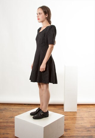 PARTY BLACK DRESS / LACE COCKTAIL DRESS