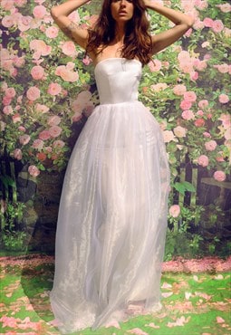 Wedding dress with corset and big skirt