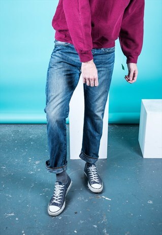 VINTAGE LEVI'S 501 JEANS IN BLUE WITH RIPS