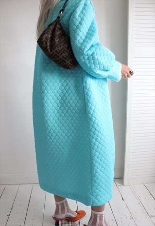 VINTAGE 70S TURQUOISE BLUE QUILTED DRESSING GOWN