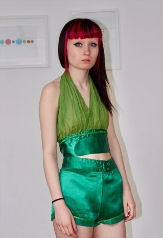SHORTS AND TOP LITTLE SUIT IN GREEN SATIN AND CHIFFON