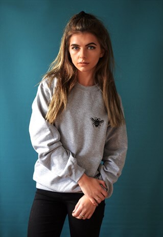 BABY BEE EMBROIDERED SWEATER