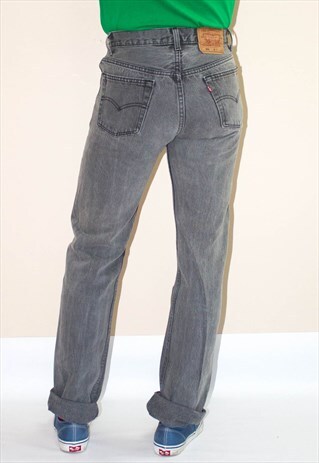 VINTAGE 90'S 501 BUTTON FLY STRAIGHT LEG LEVI'S JEANS