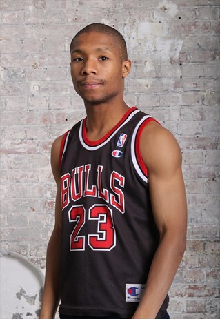 VINTAGE CHICAGO BULLS JORDAN NBA CHAMPION JERSEY BLACK
