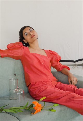CARROT RED BUTTON-UP TOP WITH OYSTER SLEEVES