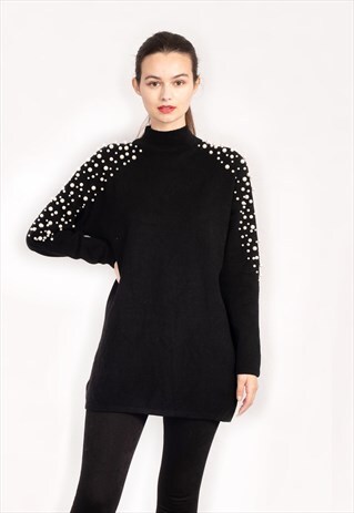 OVERSIZED JUMPER WITH FAUX PEARL EMBELLISHMENT IN BLACK