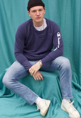 VINTAGE CHAMPION SPELL OUT LOGO