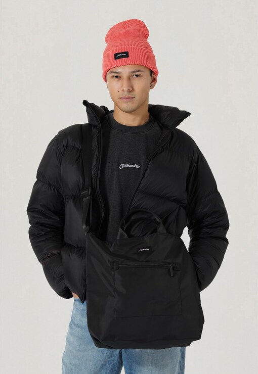 garment image