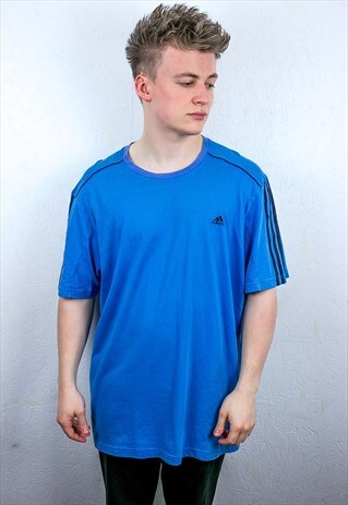 VINTAGE ADIDAS T-SHIRT