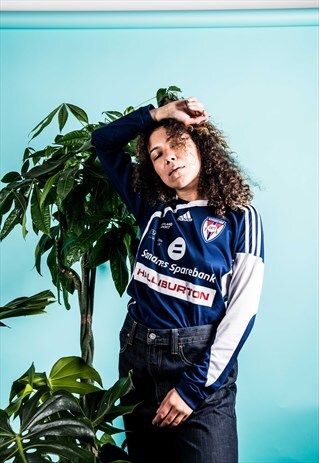 VINTAGE 1990S NAVY BLUE ADIDAS FOOTBALL SHIRT