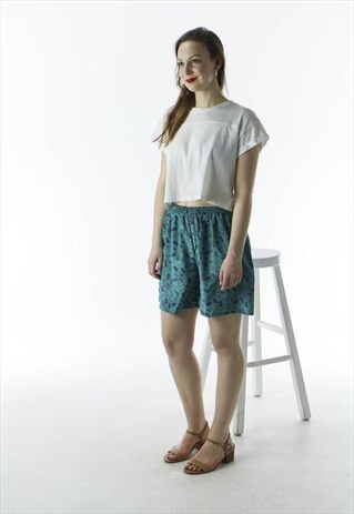 HIGH WAISTED SILKY SHORTS / ABSTRACT PLEATED SHORTS