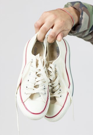 VINTAGE CONVERSE CREAM TRAINERS