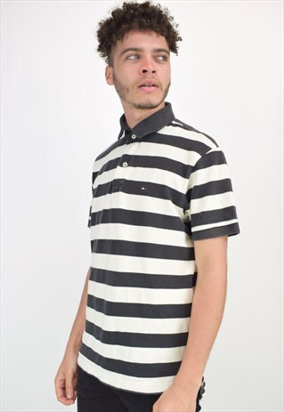 VINTAGE 90'S TOMMY HILFIGER T-SHIRT