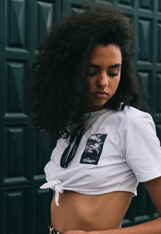 TIE DETAIL CROP TOP ABOUT HCLO