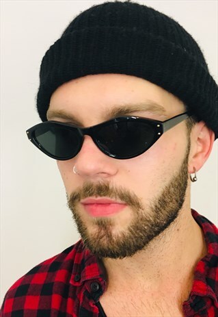 VINTAGE BLACK 90S POINTED SUNGLASSES