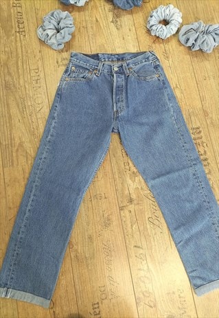 Vintage 90's Cropped 501 Levi Blue Jeans