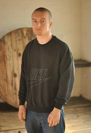 90S NIKE SPELL OUT SWEATER