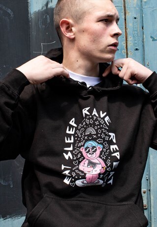 HOODIE IN BLACK WITH TEDDY BEAR RAVE COLOUR GRAPHIC