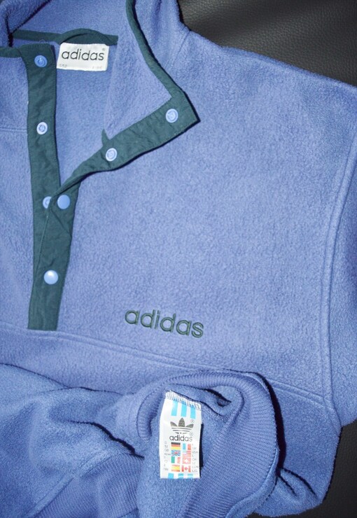 garment image