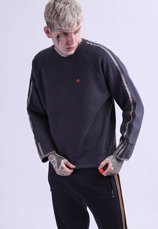 VINTAGE ADIDAS SWEATSHIRT