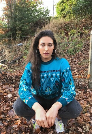 VINTAGE PATTERNED KNITTED GRANNY JUMPER BLUE