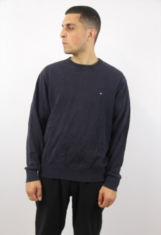 VINTAGE TOMMY HILFIGER NAVY JUMPER