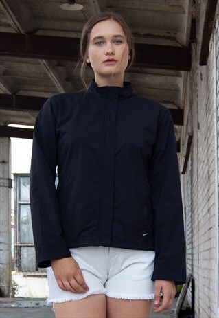 VINTAGE RETRO BLACK NIKE SPORTS JACKET