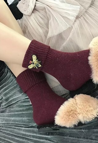 WINTER BEE SOCKS