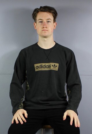 VINTAGE ADIDAS SWEATSHIRT IN BLACK AND CAMO WITH PRINTED LOG