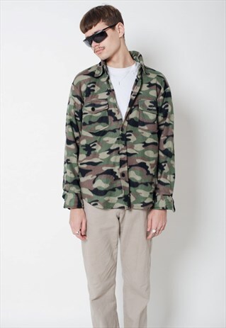 VINTAGE Y2K CAMOUFLAGE GREEN FLEECE SHIRT UNISEX S