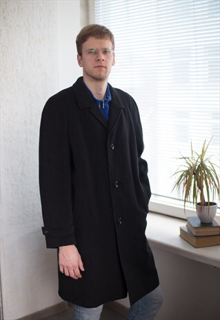 VINTAGE MINIMALIST WOOL COAT IN GREY