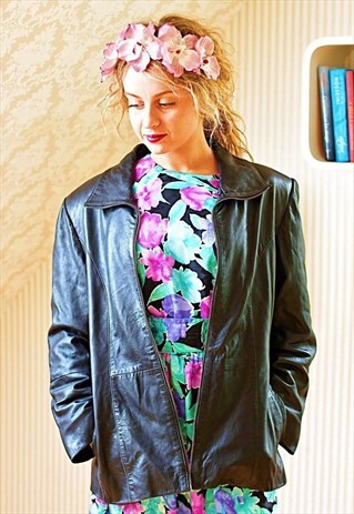 BLACK LEATHER JACKET