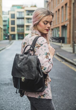 SOFT CALF SKIN LEATHER RUCKSACK BACKPACK (BLACK)