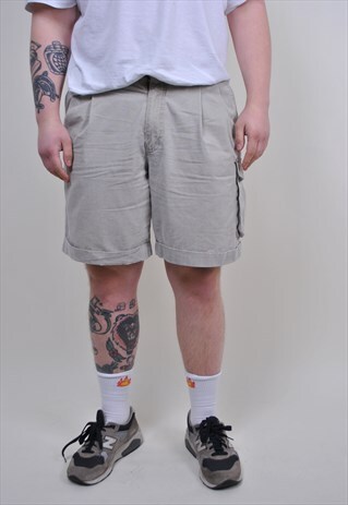 80S BEIGE CARGO SHORTS, VINTAGE WORKER TRAVEL POCKETS SHORTS