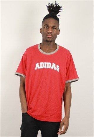 VINTAGE ADIDAS TSHIRT