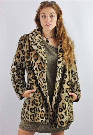 VINTAGE 90S OVERSIZED LEOPARD PRINT FAUX FUR COAT