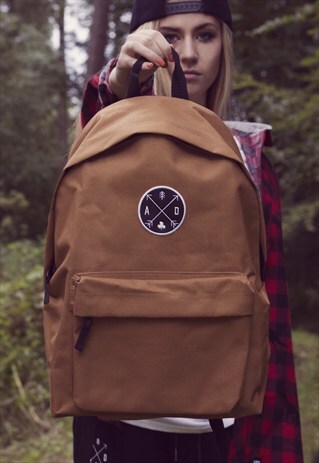 'ARROW EMBLEM' EMBROIDERED BACKPACK IN TAN
