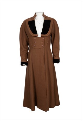 BEAUTIFUL 1940S INSPIRED COAT