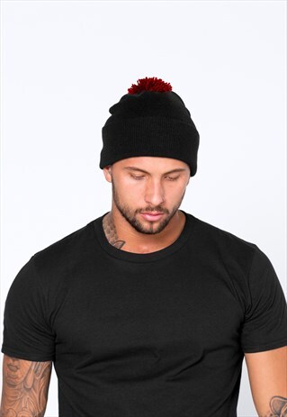 CONTRAST BOBBLE POM POM CUFFED BEANIE HAT - BLACK/RED