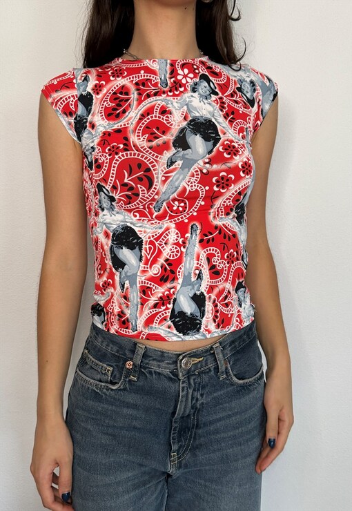 garment image
