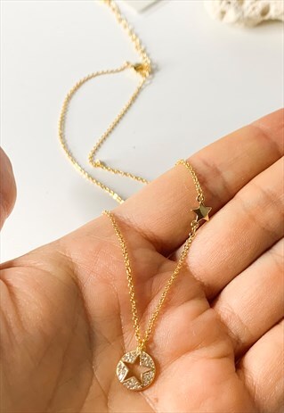 DELICATE GOLD PLATED STARS NECKLACE