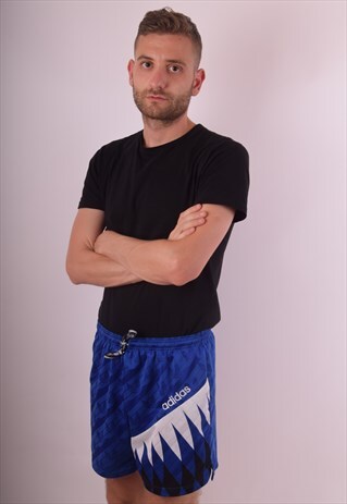 VINTAGE ADIDAS FESTIVAL / FOOTBALL SHORT MADE IN UK (611)