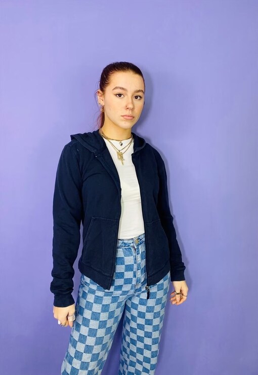 garment image